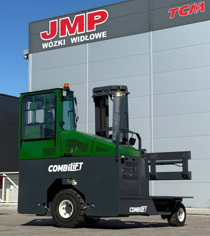 Combilift C 4000 LPG - 4방향 리치 트럭 : 사진 5 Combilift C 4000 LPG - 4방향 리치 트럭 : 사진 5