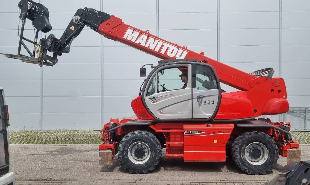 Manitou MRT 2150 Plus Privilege - 텔레스코픽 핸들러 : 사진 5 Manitou MRT 2150 Plus Privilege - 텔레스코픽 핸들러 : 사진 5