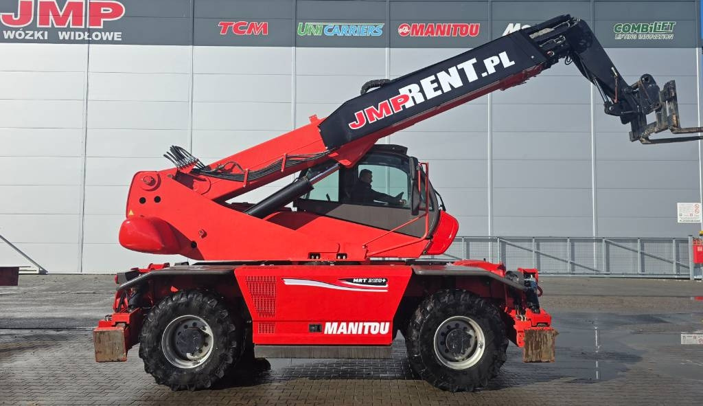 Manitou MRT 2150 Plus Privilege - 텔레스코픽 핸들러 : 사진 4 Manitou MRT 2150 Plus Privilege - 텔레스코픽 핸들러 : 사진 4
