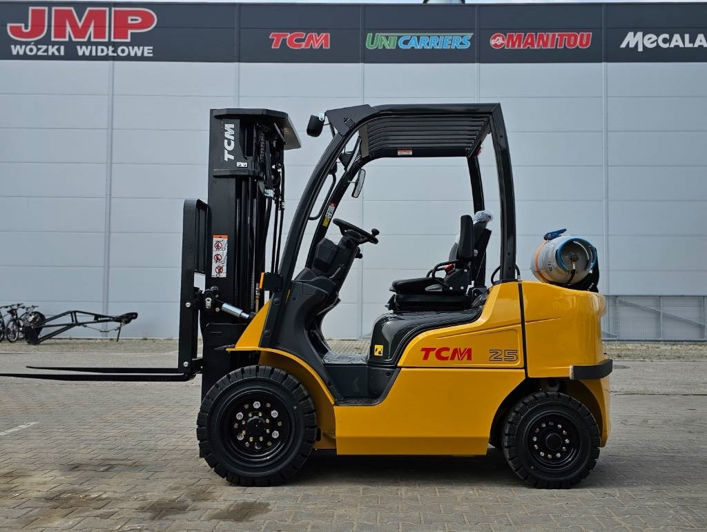 TCM FGE25-E2 UNUSED TRIPLEX 4700mm - LPG 지게차 : 사진 5 TCM FGE25-E2 UNUSED TRIPLEX 4700mm - LPG 지게차 : 사진 5