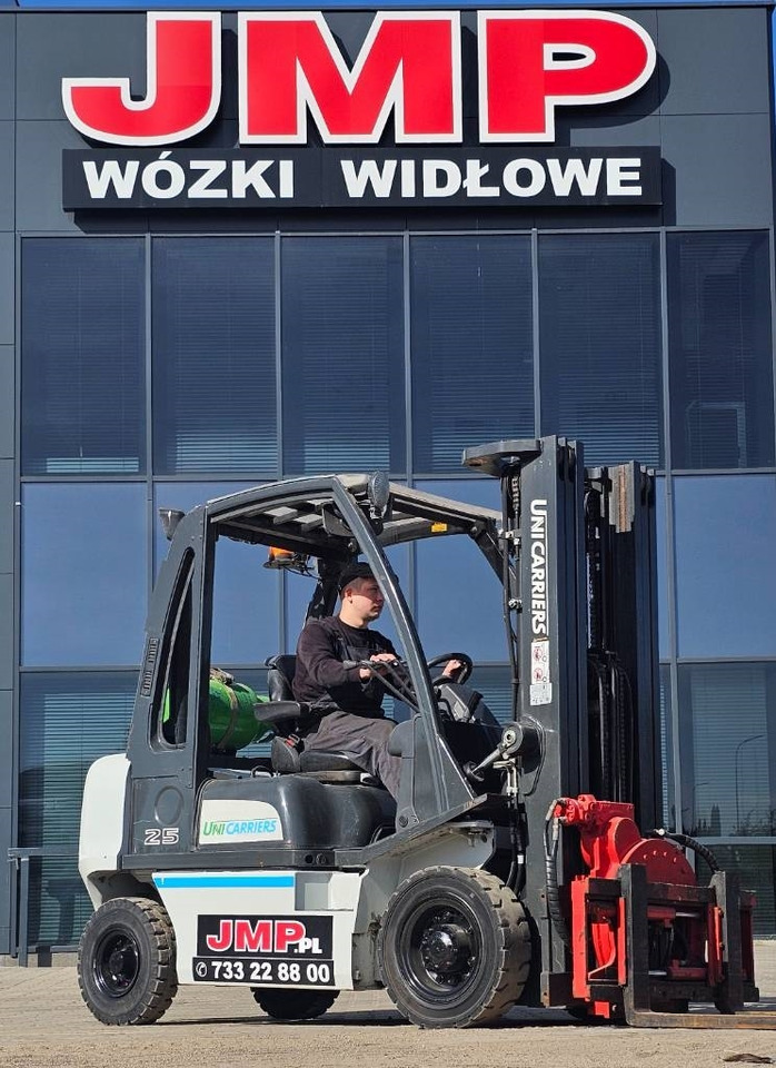 LPG 지게차 UniCarriers U1D2A25LQ DX25 LPG : 사진 11