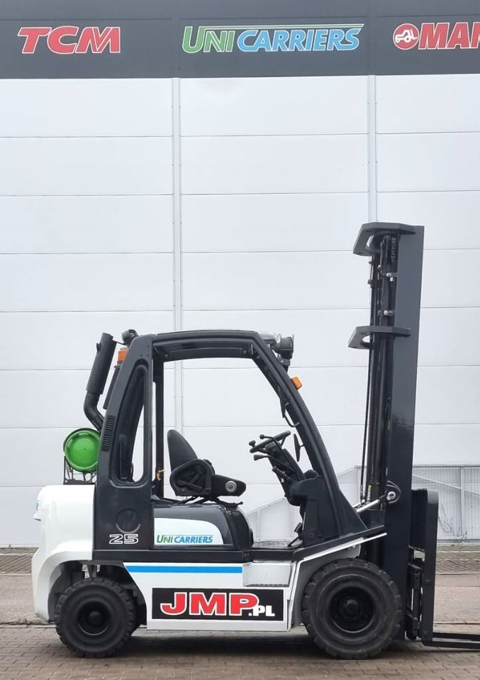 UniCarriers U1D2A25LQ DX25 - LPG 지게차 : 사진 4 UniCarriers U1D2A25LQ DX25 - LPG 지게차 : 사진 4