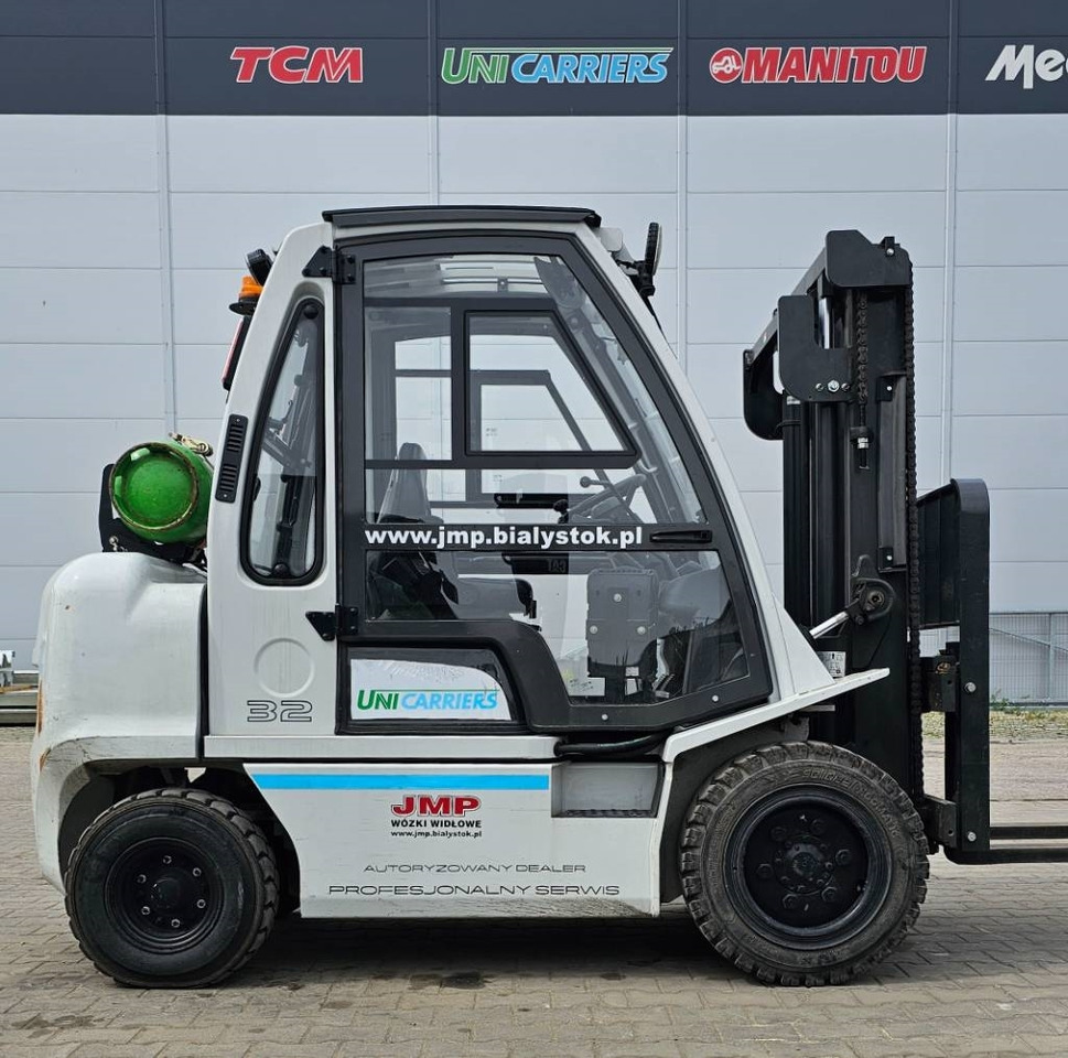 UniCarriers UG1D2A32LQ DX32 - LPG 지게차 : 사진 3 UniCarriers UG1D2A32LQ DX32 - LPG 지게차 : 사진 3