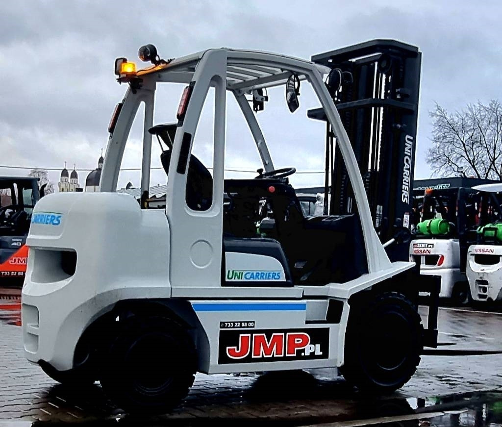 디젤 지게차 UniCarriers YG 1 D2 A32 Q : 사진 9