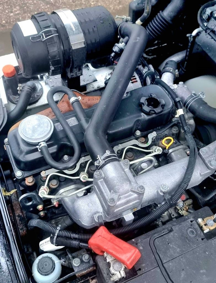 디젤 지게차 UniCarriers YG 1 D2 A32 Q : 사진 12