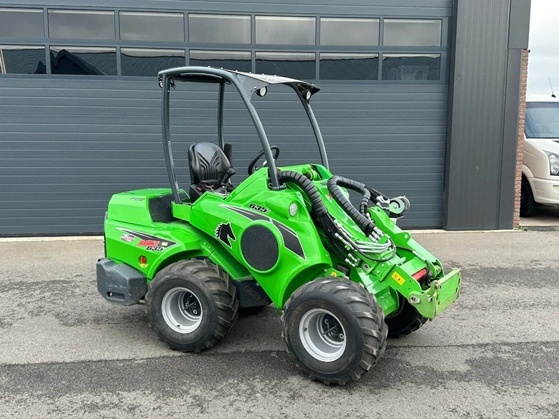Avant 635i mini-shovel - 소형 트랙 로더 : 사진 2 Avant 635i mini-shovel - 소형 트랙 로더 : 사진 2