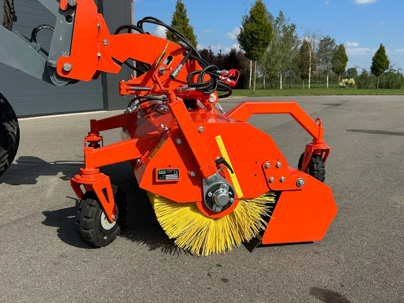 Holaras H-150 Veegmachine - 산업용 스위퍼 : 사진 5 Holaras H-150 Veegmachine - 산업용 스위퍼 : 사진 5