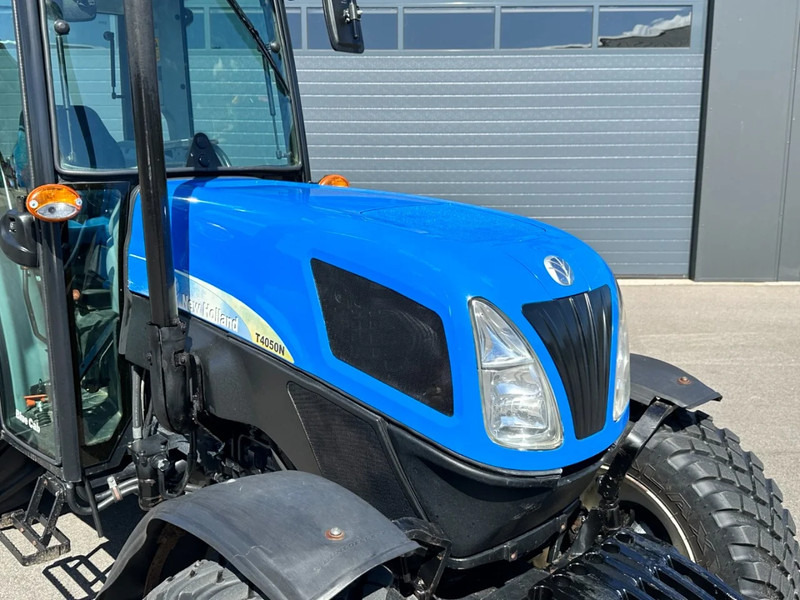 New Holland T4050N Supersteer - 장궤형 트랙터 : 사진 4 New Holland T4050N Supersteer - 장궤형 트랙터 : 사진 4