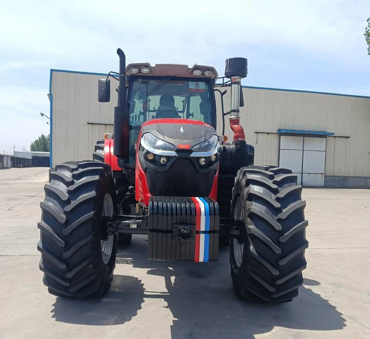 NEW MAXUS 260 HP 4x4 Tractor Warranty up to 10 YEARS НОВИЙ MAXUS 260 К.с. Трактор 4x4 Гарантія до 10 РОКІВ NOWY MAXUS 260 KM Ciągnik 4x4 Gwarancja do 10 LAT - 장궤형 트랙터 : 사진 5 NEW MAXUS 260 HP 4x4 Tractor Warranty up to 10 YEARS НОВИЙ MAXUS 260 К.с. Трактор 4x4 Гарантія до 10 РОКІВ NOWY MAXUS 260 KM Ciągnik 4x4 Gwarancja do 10 LAT - 장궤형 트랙터 : 사진 5
