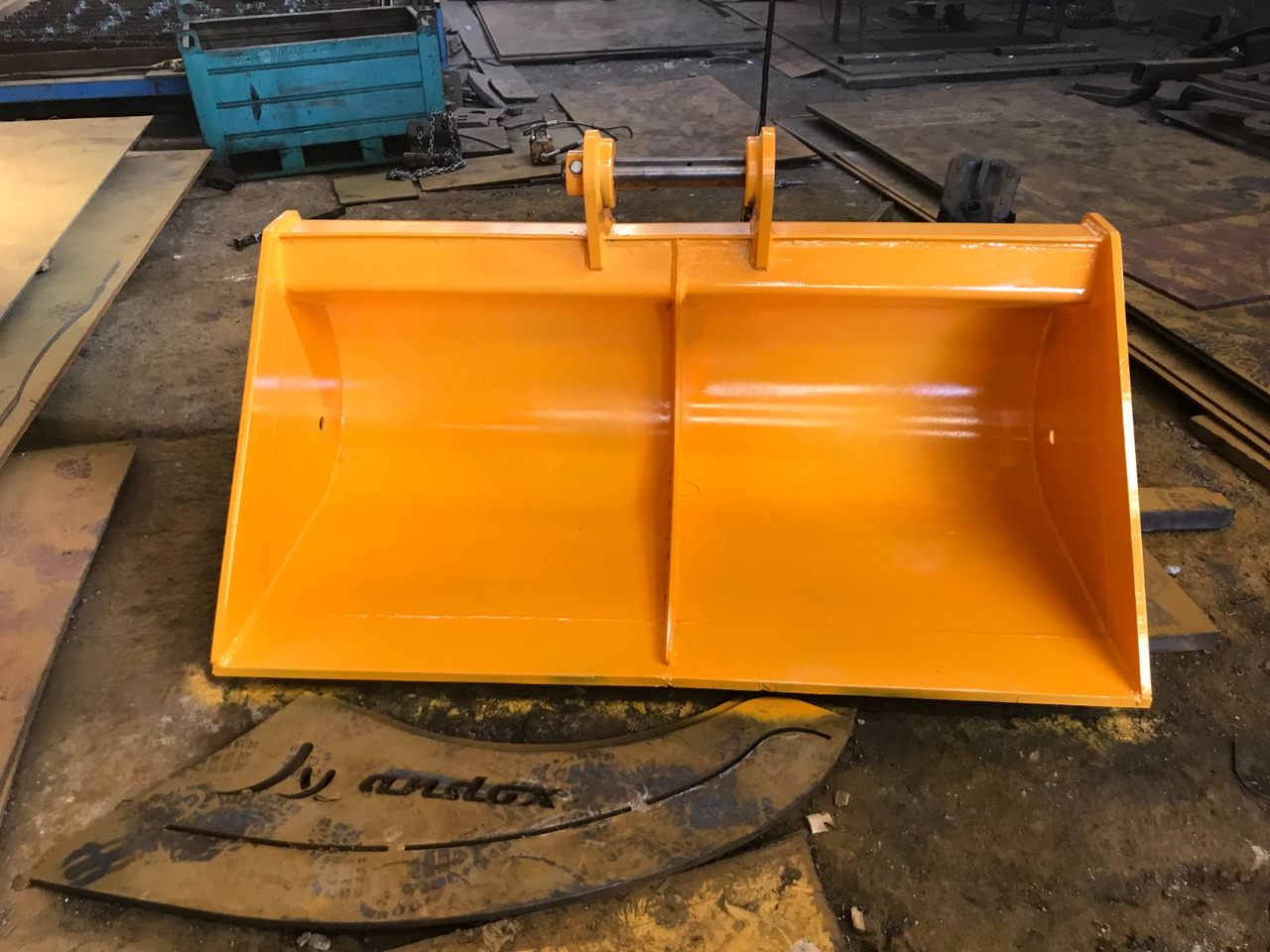 Volvo - 로더 버킷 건설기계 용 : 사진 2 Volvo - 로더 버킷 건설기계 용 : 사진 2