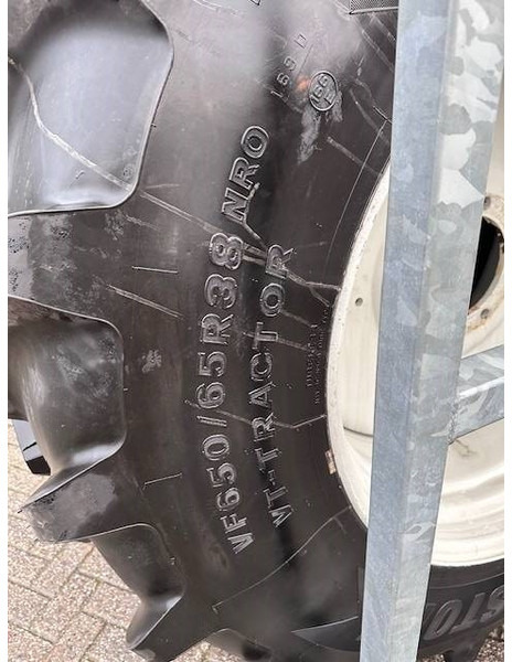 Bridgestone 650/65 R38 + 540/65 R28 VF - 휠 및 타이어 농업용 기계 용 : 사진 4 Bridgestone 650/65 R38 + 540/65 R28 VF - 휠 및 타이어 농업용 기계 용 : 사진 4