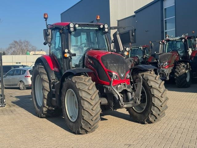 Valtra N134 Hitech - 장궤형 트랙터 : 사진 3 Valtra N134 Hitech - 장궤형 트랙터 : 사진 3