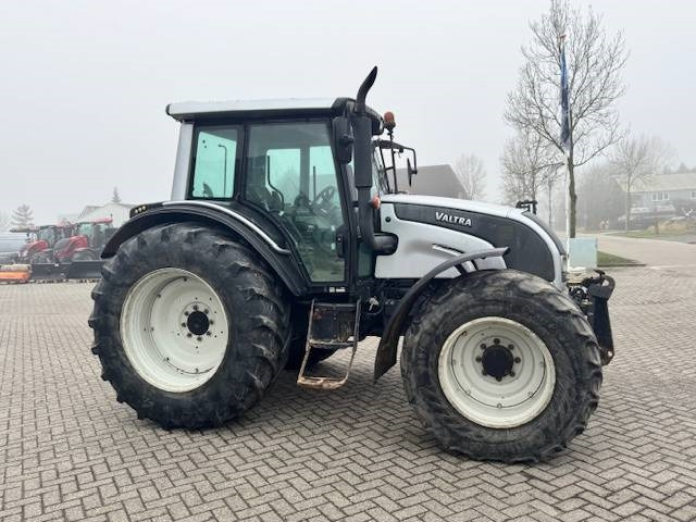 Valtra N141 hitech, Fronthef, Frontpto - 장궤형 트랙터 : 사진 4 Valtra N141 hitech, Fronthef, Frontpto - 장궤형 트랙터 : 사진 4