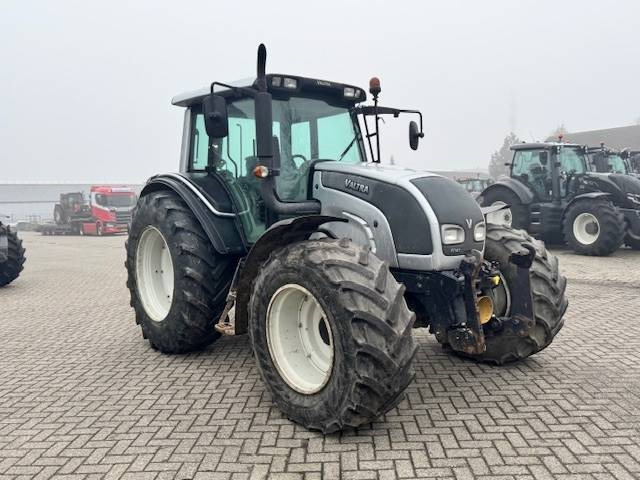 Valtra N141 hitech, Fronthef, Frontpto - 장궤형 트랙터 : 사진 2 Valtra N141 hitech, Fronthef, Frontpto - 장궤형 트랙터 : 사진 2