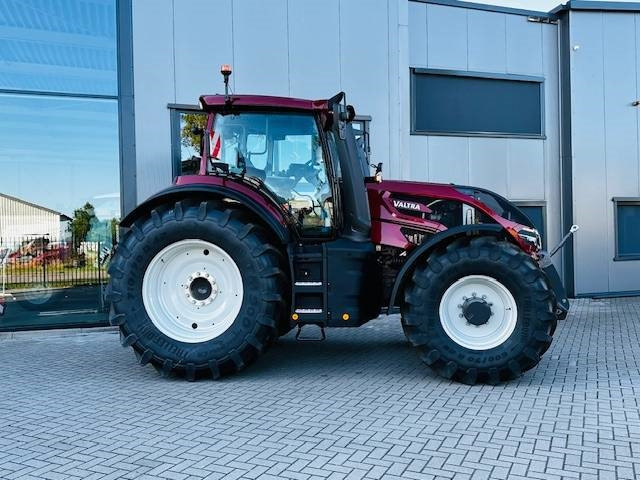 Valtra Q305 DEMO Super Compleet! - 장궤형 트랙터 : 사진 4 Valtra Q305 DEMO Super Compleet! - 장궤형 트랙터 : 사진 4
