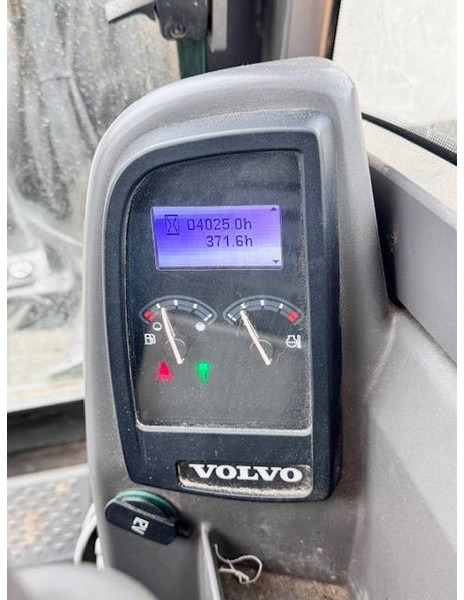 Volvo ECR35D, minikraan, 3.5 ton - 미니 굴삭기 : 사진 3 Volvo ECR35D, minikraan, 3.5 ton - 미니 굴삭기 : 사진 3