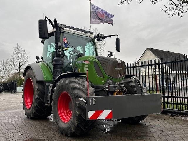 Trekkerbumper Tractorbumper met opbergkist - 예비 부속 농업용 기계 용 : 사진 1 Trekkerbumper Tractorbumper met opbergkist - 예비 부속 농업용 기계 용 : 사진 1