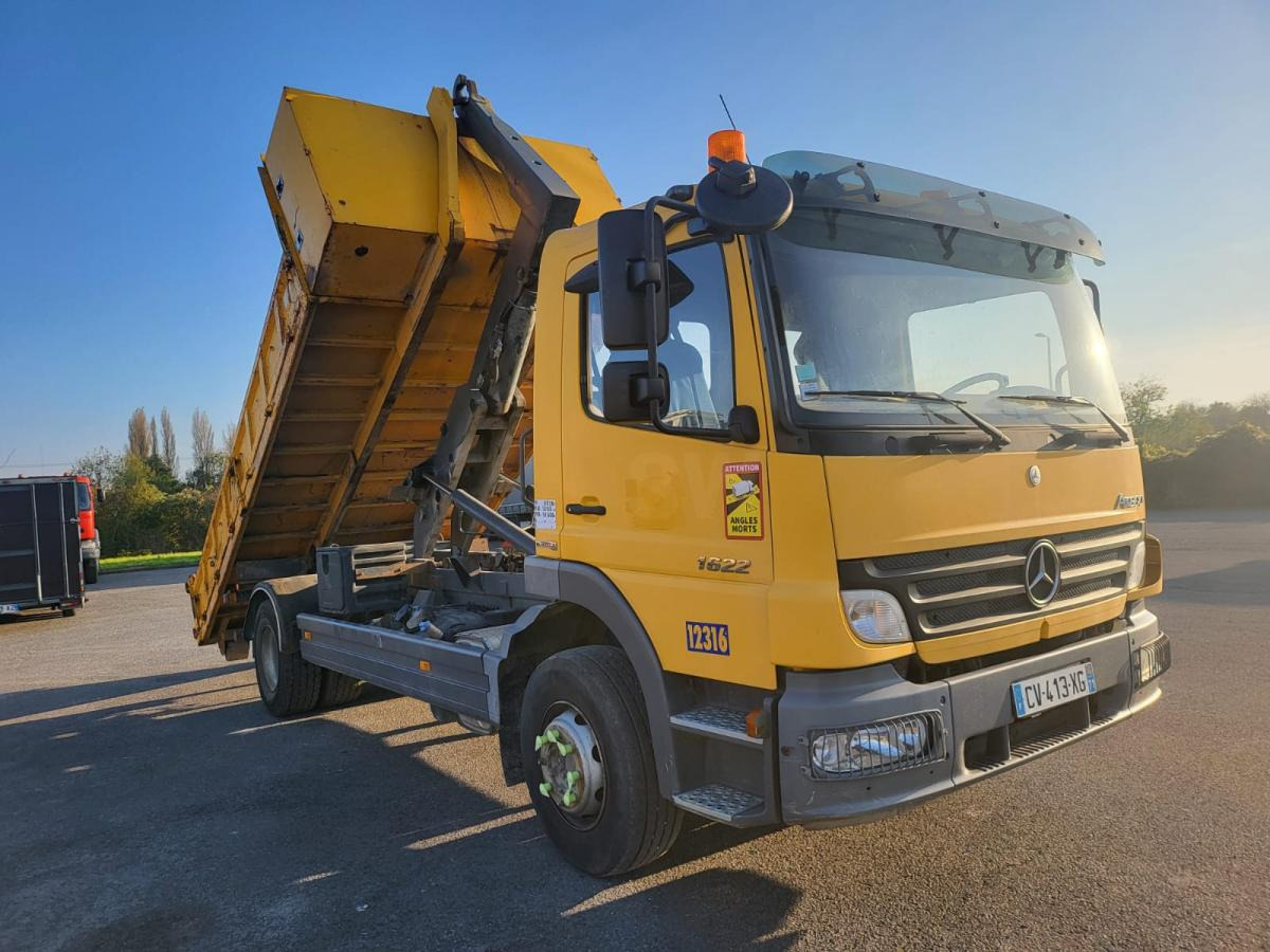 Mercedes Atego 1622 - 후크 리프트 트럭 : 사진 2 Mercedes Atego 1622 - 후크 리프트 트럭 : 사진 2