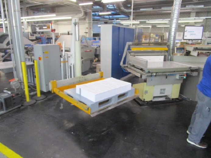 POLAR 137 ED-AT - 종이 절단기 : 사진 3 POLAR 137 ED-AT - 종이 절단기 : 사진 3