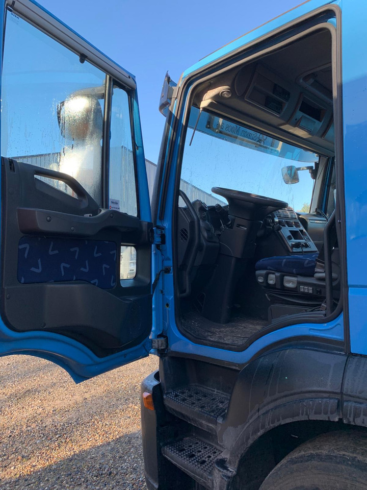 Iveco VacuDrain 1373 - 진공 흡입 트럭 : 사진 3 Iveco VacuDrain 1373 - 진공 흡입 트럭 : 사진 3