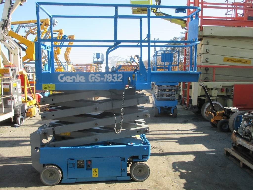 Genie GS 1932 - 시저 리프트 : 사진 5 Genie GS 1932 - 시저 리프트 : 사진 5