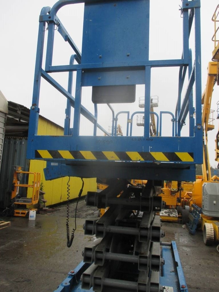 Genie GS 3246 - 시저 리프트 : 사진 3 Genie GS 3246 - 시저 리프트 : 사진 3