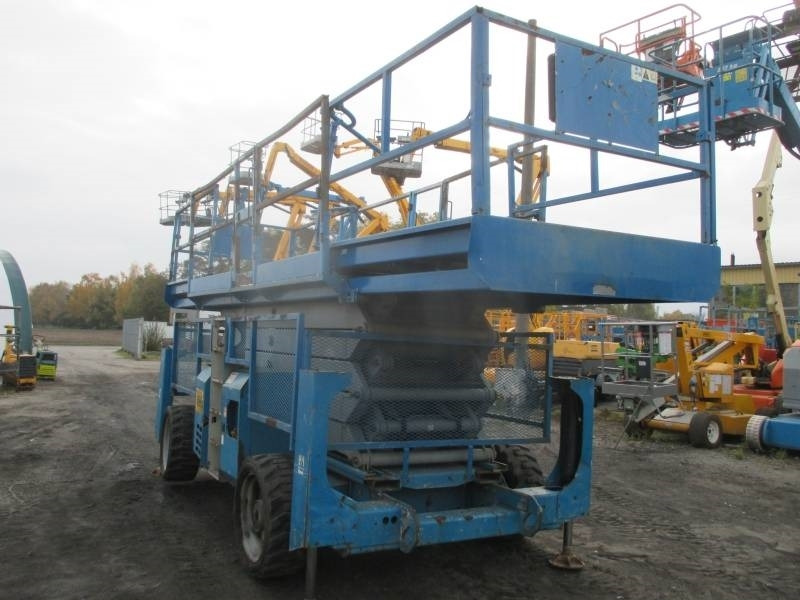 Genie GS 5390 RT - 시저 리프트 : 사진 4 Genie GS 5390 RT - 시저 리프트 : 사진 4