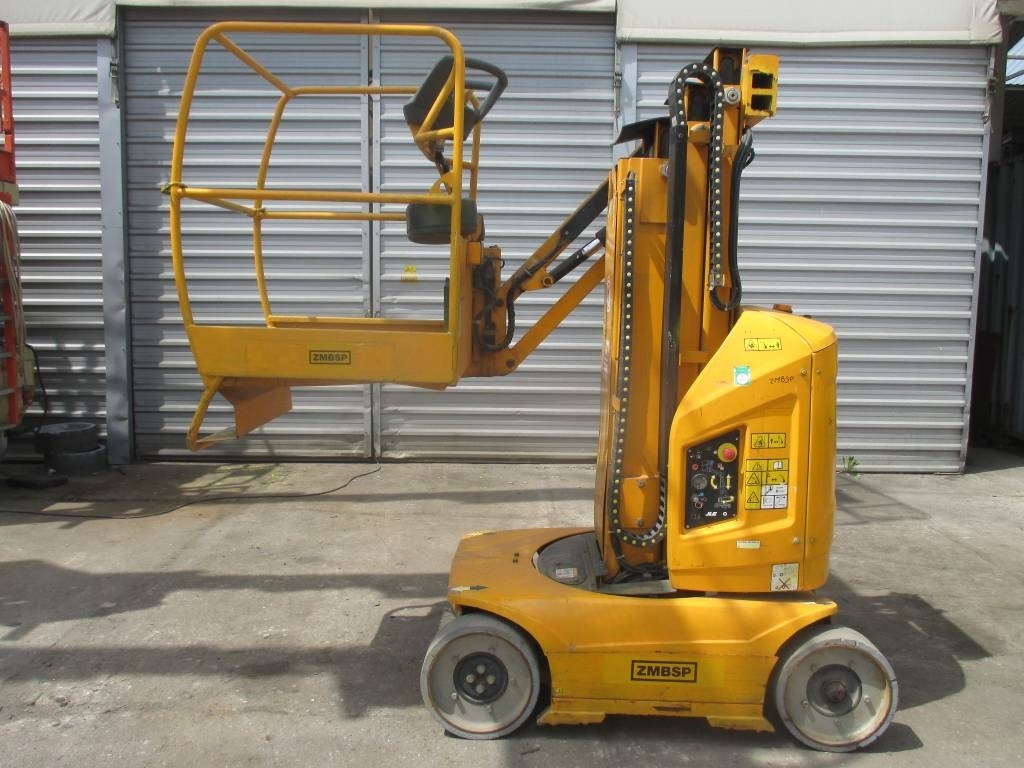 JLG Toucan 8 E - 수직 마스트 리프트 : 사진 1 JLG Toucan 8 E - 수직 마스트 리프트 : 사진 1