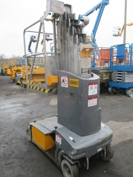 JLG Toucan Junior 8 - 수직 마스트 리프트 : 사진 5 JLG Toucan Junior 8 - 수직 마스트 리프트 : 사진 5