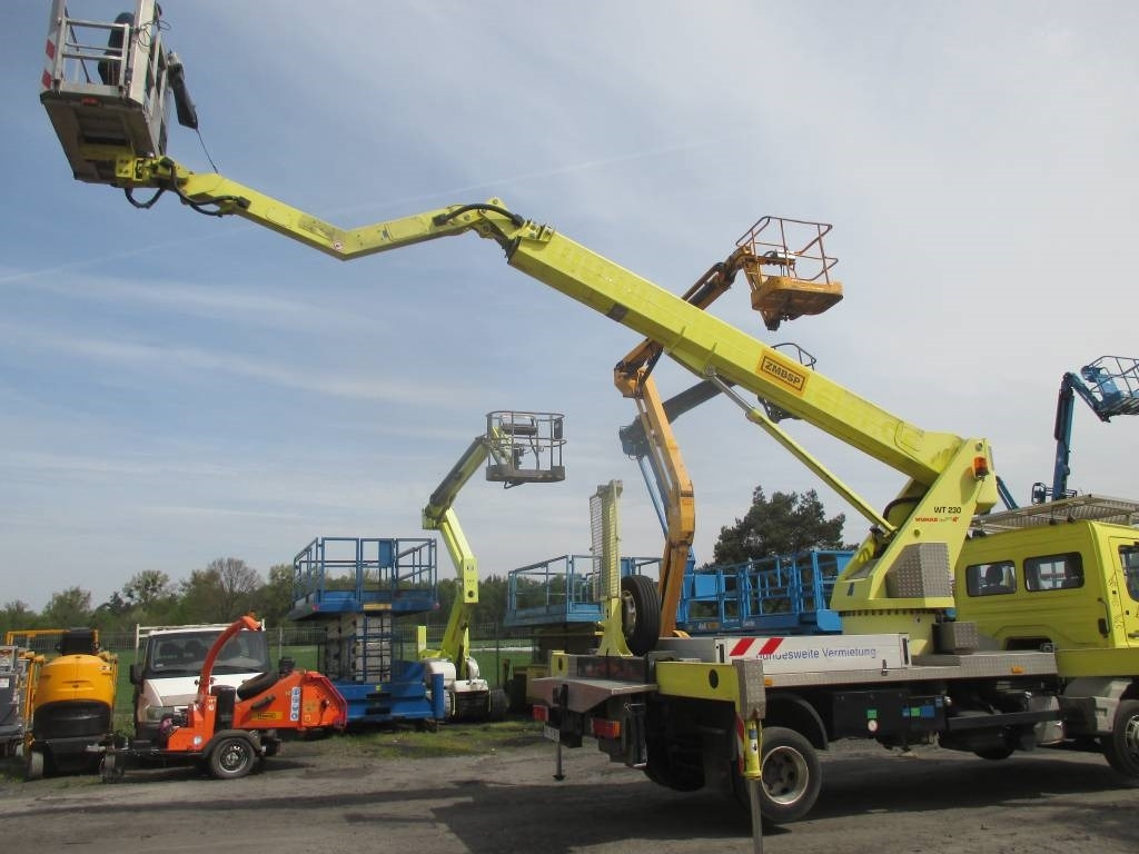 Wumag WT 230 - 트럭 탑재 고가작업 플랫폼 : 사진 1 Wumag WT 230 - 트럭 탑재 고가작업 플랫폼 : 사진 1