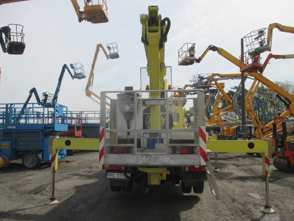 Wumag WT 230 - 트럭 탑재 고가작업 플랫폼 : 사진 4 Wumag WT 230 - 트럭 탑재 고가작업 플랫폼 : 사진 4