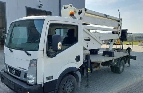 Nissan NT 400 CABSTAR podnośnik koszowy ISOLI PNT 210 JD4 - 트럭 탑재 고가작업 플랫폼 : 사진 5 Nissan NT 400 CABSTAR podnośnik koszowy ISOLI PNT 210 JD4 - 트럭 탑재 고가작업 플랫폼 : 사진 5
