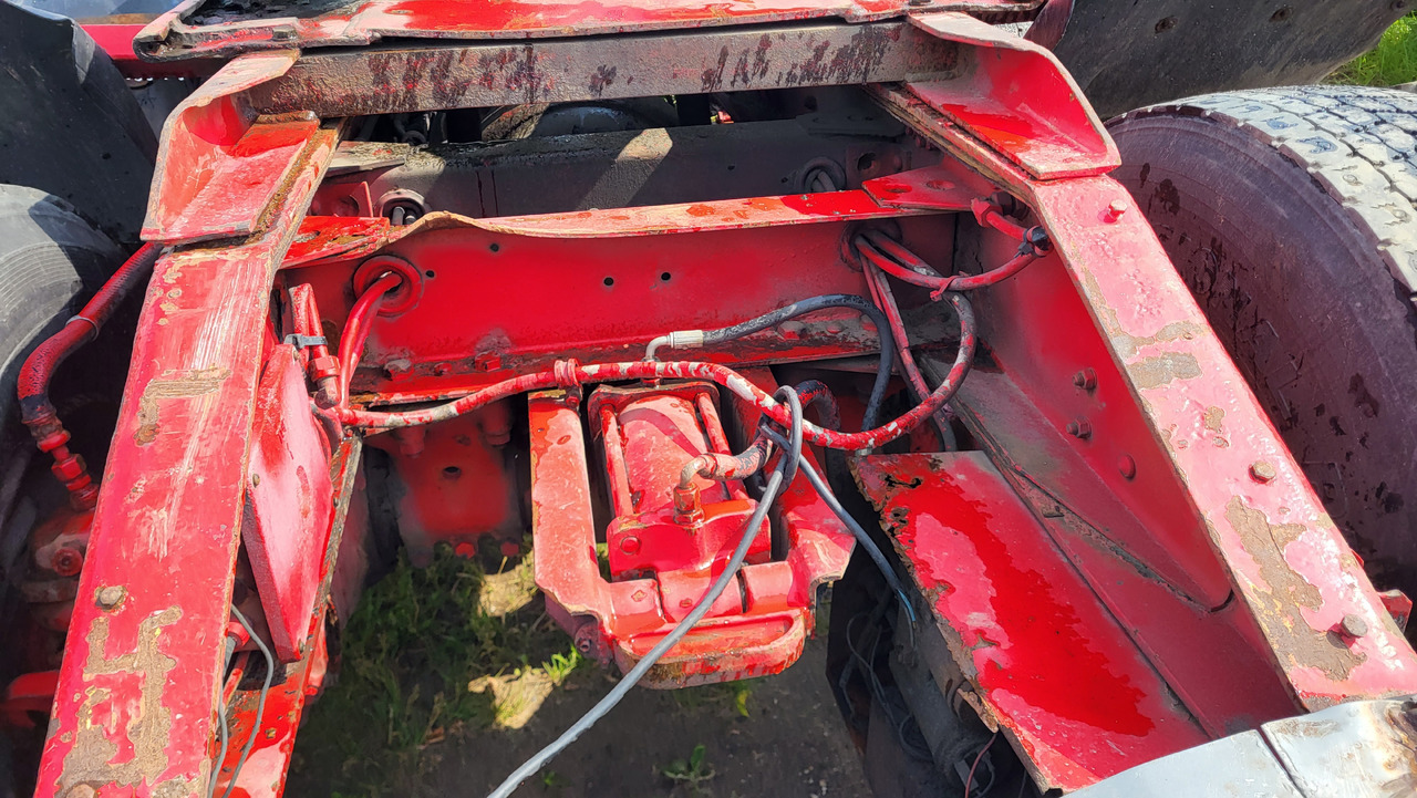 트랙터 유닛 SCANIA R 142 H 6X2 SU KRANU : 사진 11 트랙터 유닛 SCANIA R 142 H 6X2 SU KRANU : 사진 11