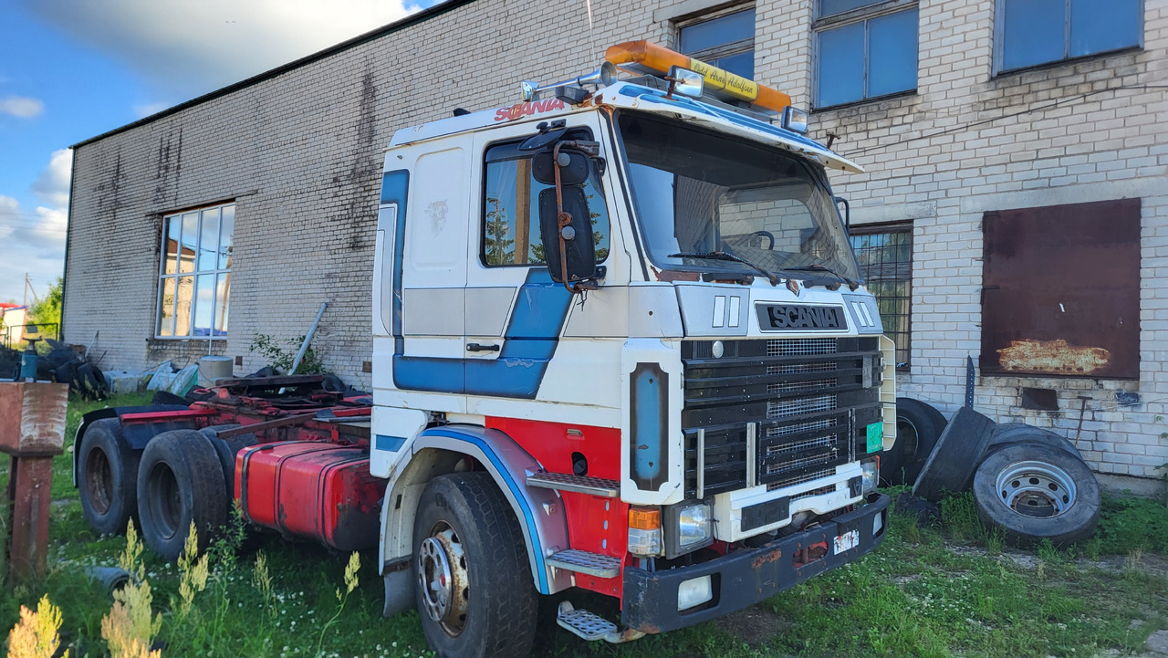 SCANIA R 142 H 6X2 SU KRANU - 트랙터 유닛 : 사진 1 SCANIA R 142 H 6X2 SU KRANU - 트랙터 유닛 : 사진 1