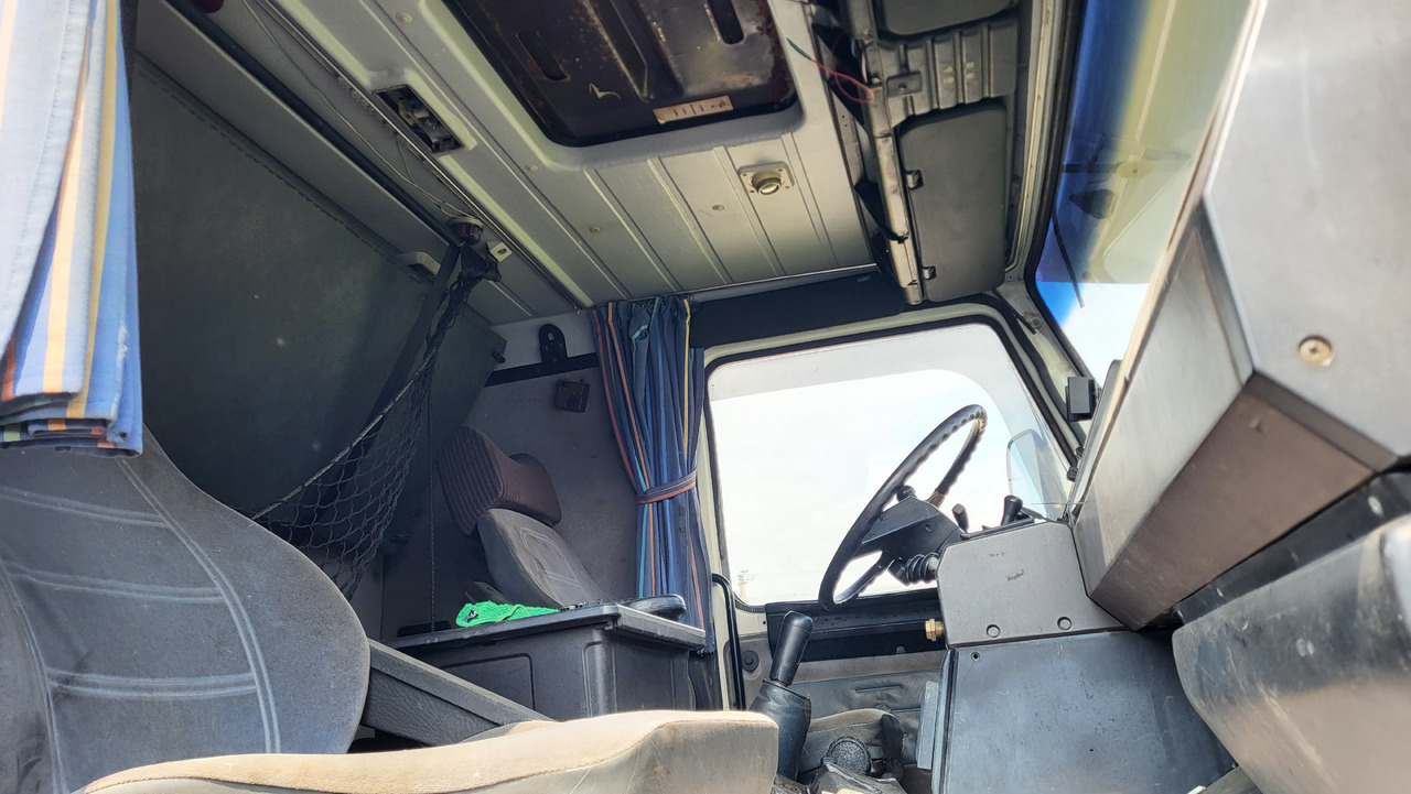 트랙터 유닛 SCANIA R 142 H 6X2 SU KRANU : 사진 22 트랙터 유닛 SCANIA R 142 H 6X2 SU KRANU : 사진 22