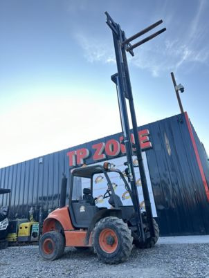 Ausa C200HX4 4X4 à 17900 € HT - 지형 지게차 : 사진 3 Ausa C200HX4 4X4 à 17900 € HT - 지형 지게차 : 사진 3