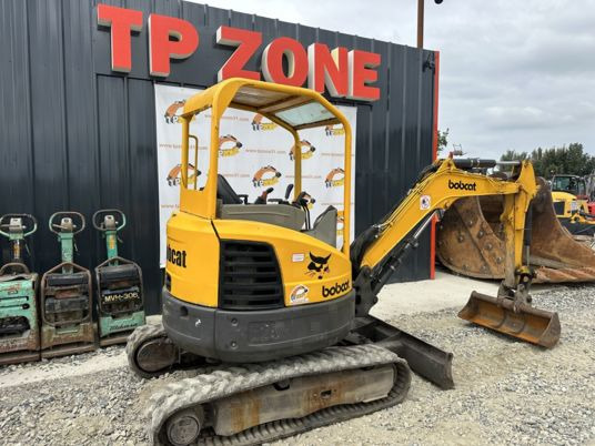 Bobcat E26 à 16900 € HT - 미니 굴삭기 : 사진 5 Bobcat E26 à 16900 € HT - 미니 굴삭기 : 사진 5