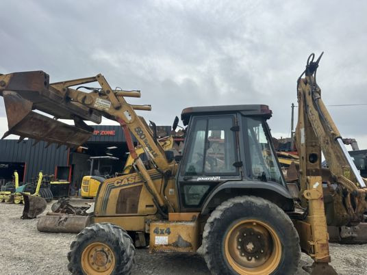 Case 590SLE 4X4 à 19500 € HT - 백호 로더 : 사진 5 Case 590SLE 4X4 à 19500 € HT - 백호 로더 : 사진 5