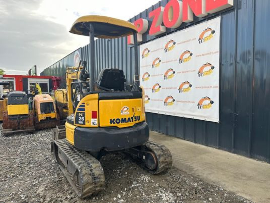Komatsu PC26MR-3 à 19900€ HT - 미니 굴삭기 : 사진 4 Komatsu PC26MR-3 à 19900€ HT - 미니 굴삭기 : 사진 4