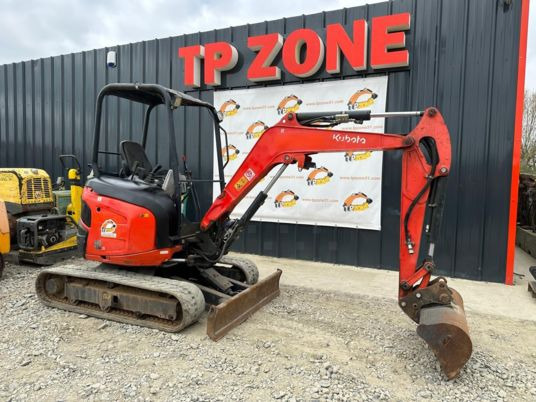 미니 굴삭기 Kubota U27-4 à 20500 € HT : 사진 7 미니 굴삭기 Kubota U27-4 à 20500 € HT : 사진 7