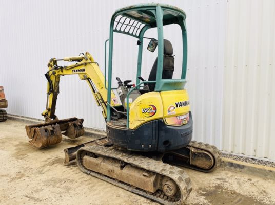 Yanmar VIO25-4 Canopy - 미니 굴삭기 : 사진 1 Yanmar VIO25-4 Canopy - 미니 굴삭기 : 사진 1