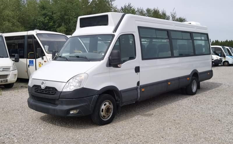 Iveco Daily 23 *NOWY SILNIK* 2 SZTUKI*, klima, winda - 교외 버스 : 사진 3 Iveco Daily 23 *NOWY SILNIK* 2 SZTUKI*, klima, winda - 교외 버스 : 사진 3