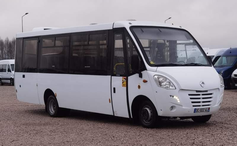 Iveco Kapena Thesi 34 EURO V *daily*wing*mediano - 교외 버스 : 사진 1 Iveco Kapena Thesi 34 EURO V *daily*wing*mediano - 교외 버스 : 사진 1