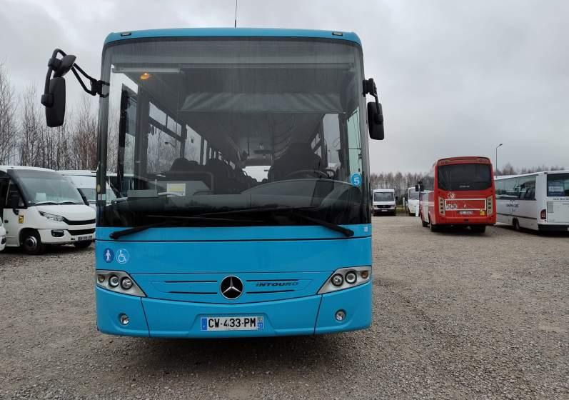Mercedes-Benz INTOURO M/L - 교외 버스 : 사진 2 Mercedes-Benz INTOURO M/L - 교외 버스 : 사진 2