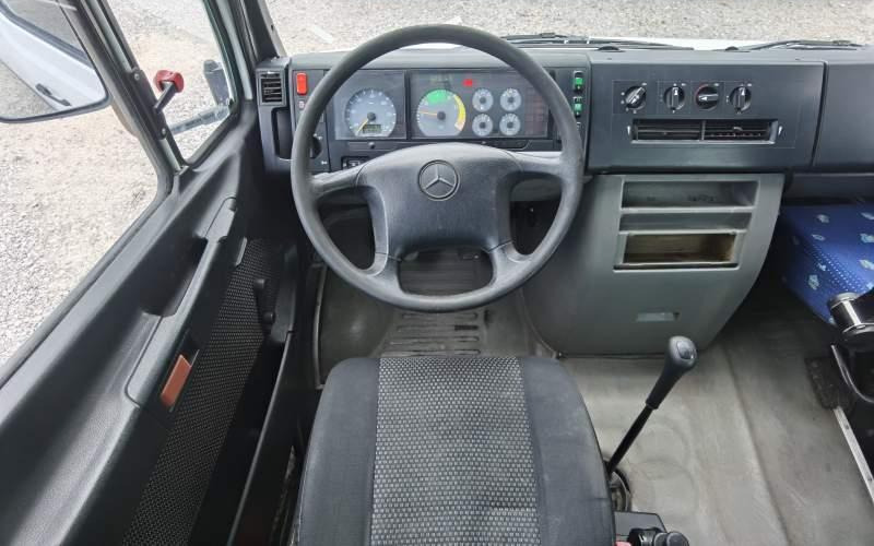 교외 버스 Mercedes-Benz Vario 813D 39 miejsc *webasto*3x szyberdach*1696 : 사진 18 교외 버스 Mercedes-Benz Vario 813D 39 miejsc *webasto*3x szyberdach*1696 : 사진 18