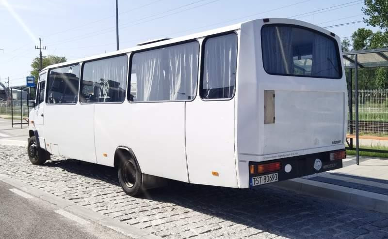 Mercedes-Benz Vario 814D 38+13 - 교외 버스 : 사진 3 Mercedes-Benz Vario 814D 38+13 - 교외 버스 : 사진 3