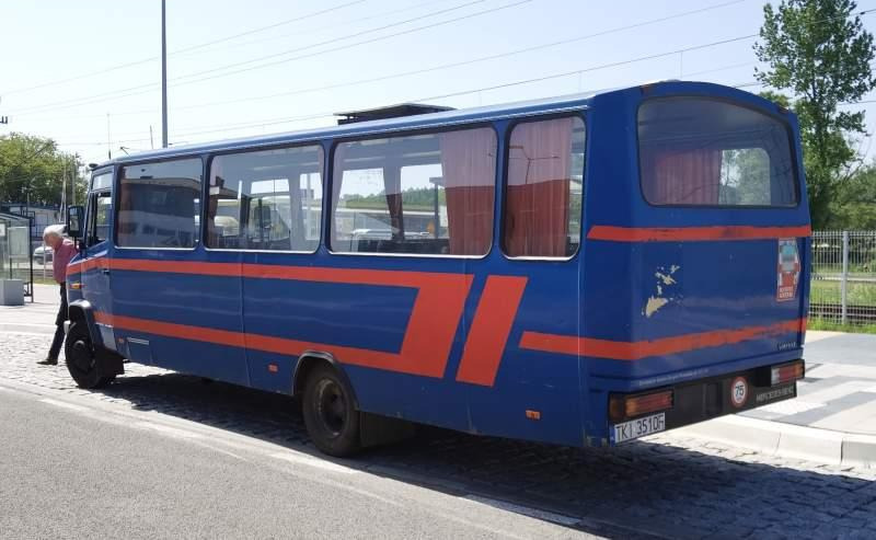 Mercedes-Benz Vario 814D 38+14 - 교외 버스 : 사진 2 Mercedes-Benz Vario 814D 38+14 - 교외 버스 : 사진 2