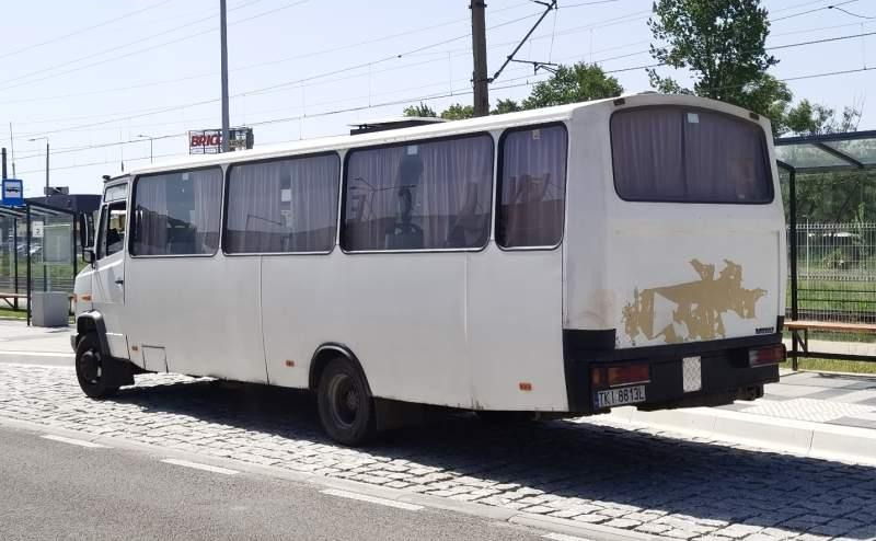 Mercedes-Benz Vario 814D 39+12 - 교외 버스 : 사진 2 Mercedes-Benz Vario 814D 39+12 - 교외 버스 : 사진 2