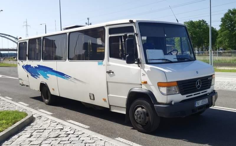 Mercedes-Benz Vario 815D 39+14 - 교외 버스 : 사진 1 Mercedes-Benz Vario 815D 39+14 - 교외 버스 : 사진 1