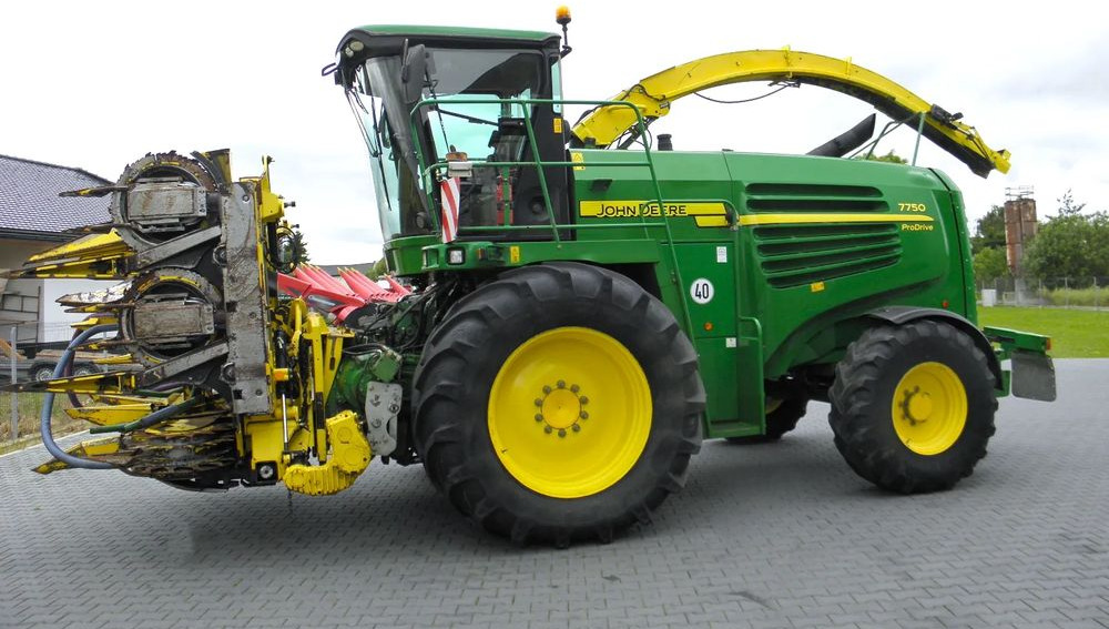 John Deere 7750 ProDrive 2008 Rok, +Kemper 375, +podbieracz do traw, Nie Malowany, Stan Bardzo Dobry - 견인식 목초수확기 : 사진 1 John Deere 7750 ProDrive 2008 Rok, +Kemper 375, +podbieracz do traw, Nie Malowany, Stan Bardzo Dobry - 견인식 목초수확기 : 사진 1